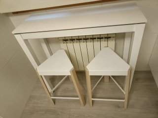 Mesa alta cocina y 2 taburetes