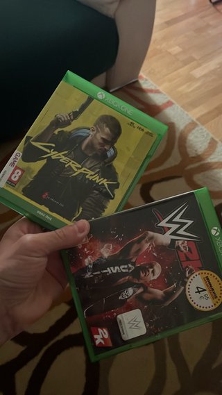 Cyberpunk 2077 y WWE 2K para Xbox One
