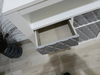 Mueble recibidor blanco y gris