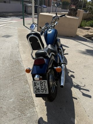 Honda VT600C Shadow Cruiser Moto