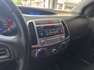 Hyundai i20 2014 con 126.000Km IMPECABLE!!!