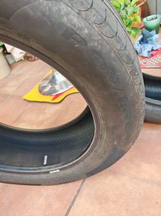 2x Pirelli R19