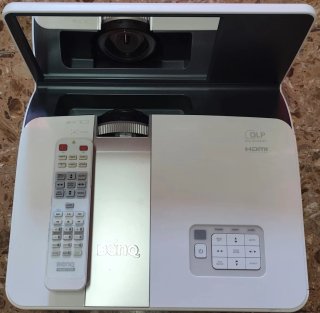 Proyector Benq blanco