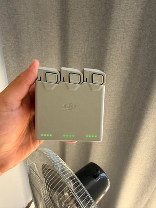 DJI Mini 4 Pro Fly More Combo
