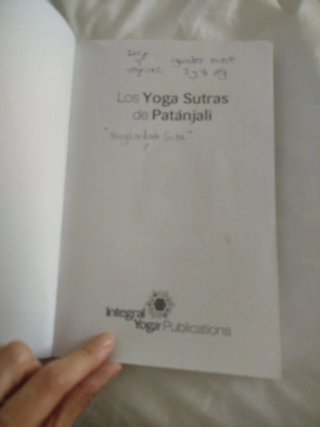 Los Yoga Sutras De Patanjali: Traduccion Y Come...
