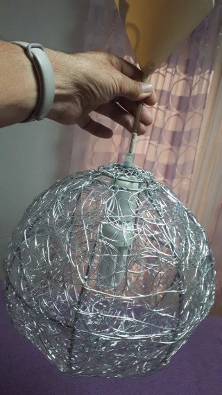 Lámpara de techo estructura metal y alambre plata