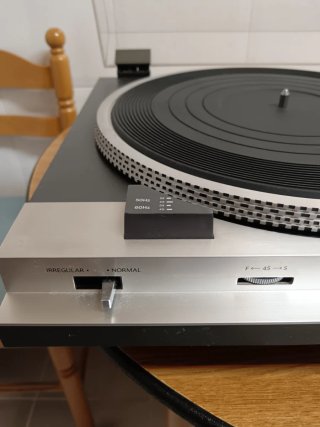 Tocadiscos Mitsubishi DP-86A Direct Drive