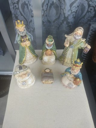 Figuras Reyes Magos Adoración