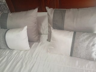 Edredón de invierno blanco y gris