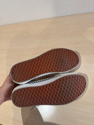 Zapatillas Vans Beige y Blancas