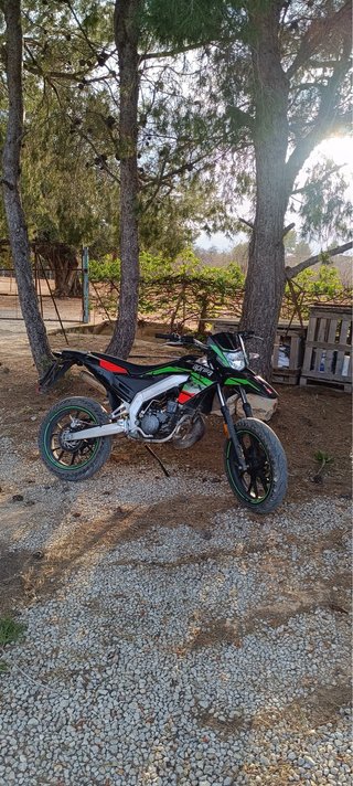 Aprilia SX 50 Supermotard Negra/Verde