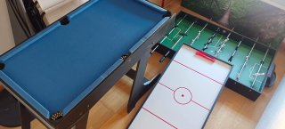 Futbolín y mesa de juegos 4 en 1
