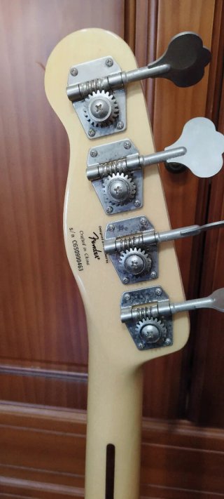 Squier Precision CV 50's Bajo Eléctrico