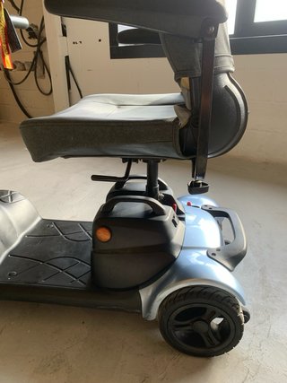 Scooter eléctrico movilidad reducida