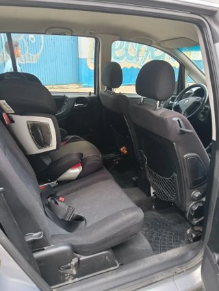 Opel Zafira 2004
