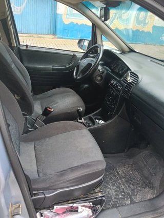 Opel Zafira 2004