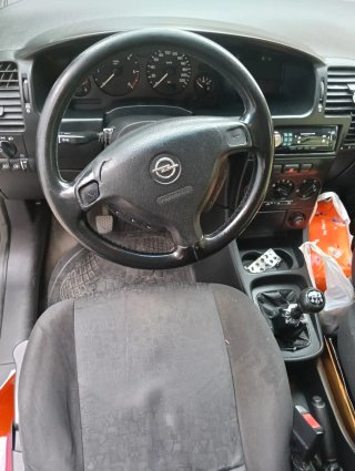 Opel Zafira 2004