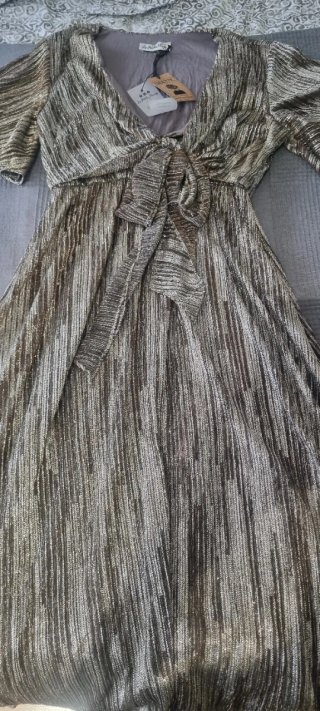 Vestido de fiesta dorado