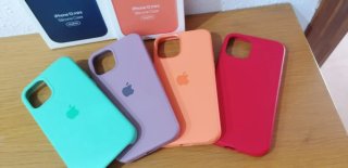 4 custodie per iPhone 12 mini (3 Apple)