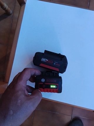 DOS BATERÍAS BOSCH 18V 4,0 AH