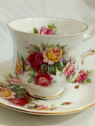 Juego Taza y Platillo Porcelana Inglesa Paragon