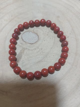Pulsera de cuentas.