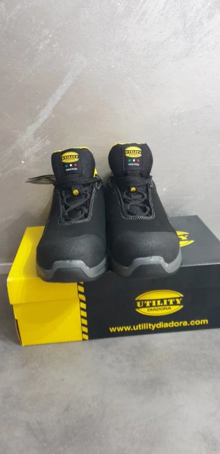 Scarpe da lavoro antinfortunistiche Diadora  n 43