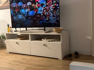 Mueble TV madera y ratán