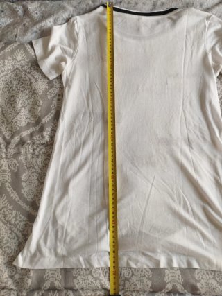 Camiseta Blanca con Mensajes