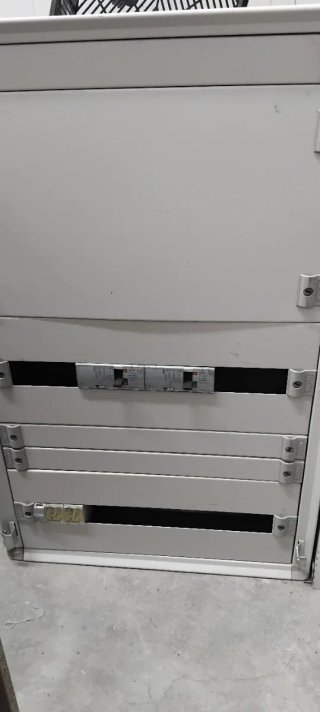 Cuadro Interruptores Automáticos Legrand DPX3 16