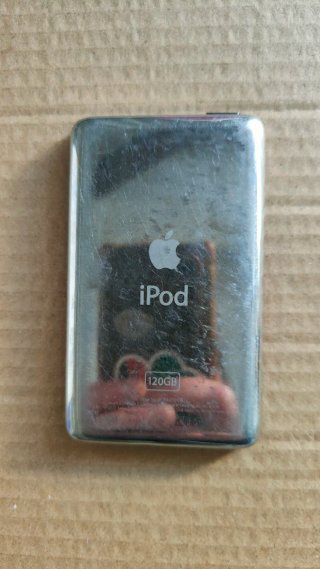 iPod Classic 6ª Gen 120GB con caja
