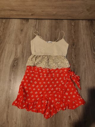 Falda pantalón Zara floral roja