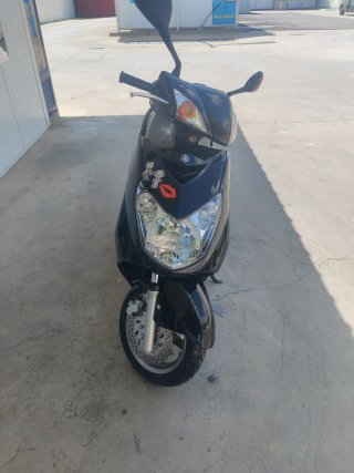 Yamaha Cygnus 125 Scooter 14000 km
