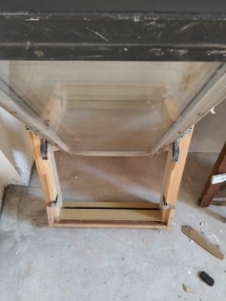 Ventana Velux Madera