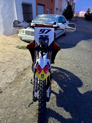 Husqvarna WRE 125 Enduro-Matriculada