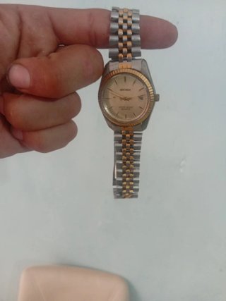 2 Relojes de Pulsera (Armani, Seiko)