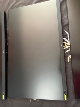 3 Monitores LG Ultragear 32 165Hz G-SYNC