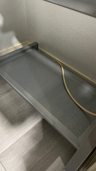 Escritorio oficina cristal y metal gris