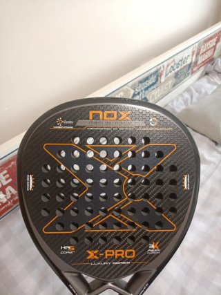 Pala de pádel Nox X-PRO