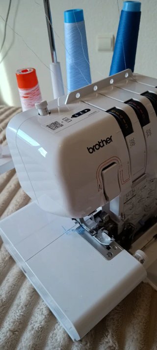Remalladora Brother 2104D