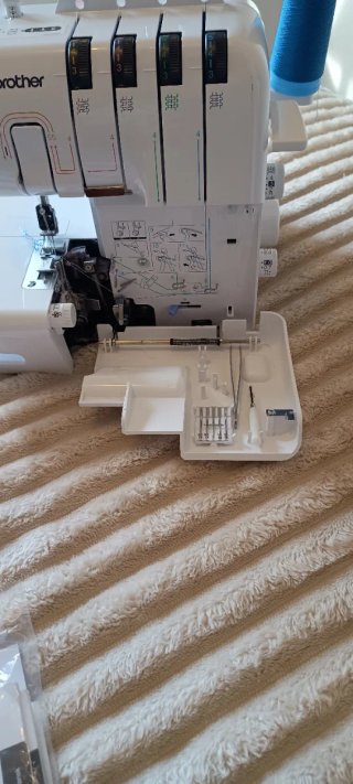 Remalladora Brother 2104D