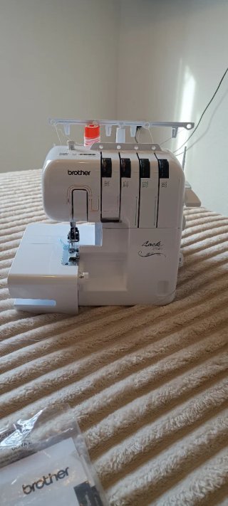 Remalladora Brother 2104D
