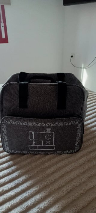 Remalladora Brother 2104D