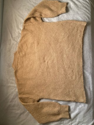 Jersey marrón cuello alto Stradivarius