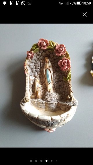 Acquasantiera Madonna e Sacra Famiglia
