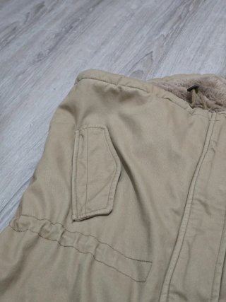 Abrigo de invierno con capucha y pelo