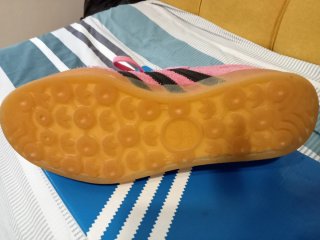 Adidas Gazelle rosas y negras