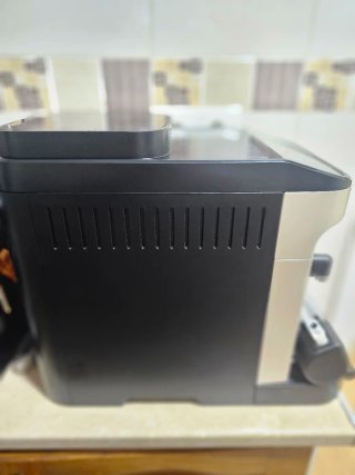 Cafetera DeLonghi Magnifica Evo