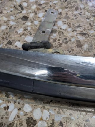 Juego paragolpes Seat 124 + portamatrículas