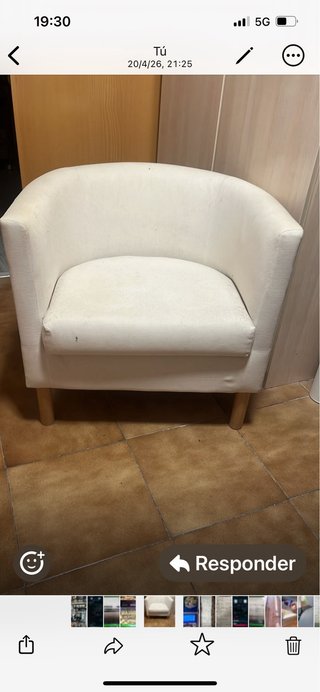 Sillón Ikea beige tela y madera